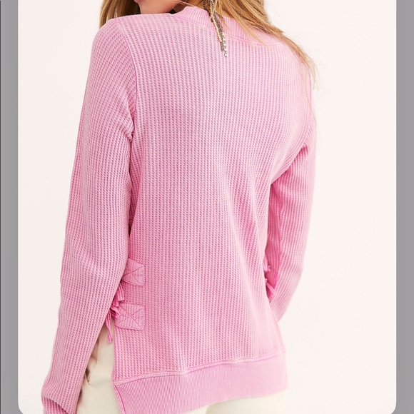 Free People One Cropped Interlaken Top - Picture 2 of 7